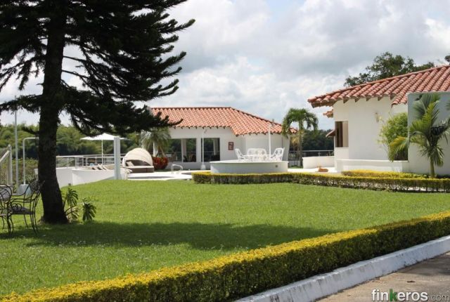 vip finca para sus vacaciones en Pereira Cerritos  - Finca en Pereira, Risaralda